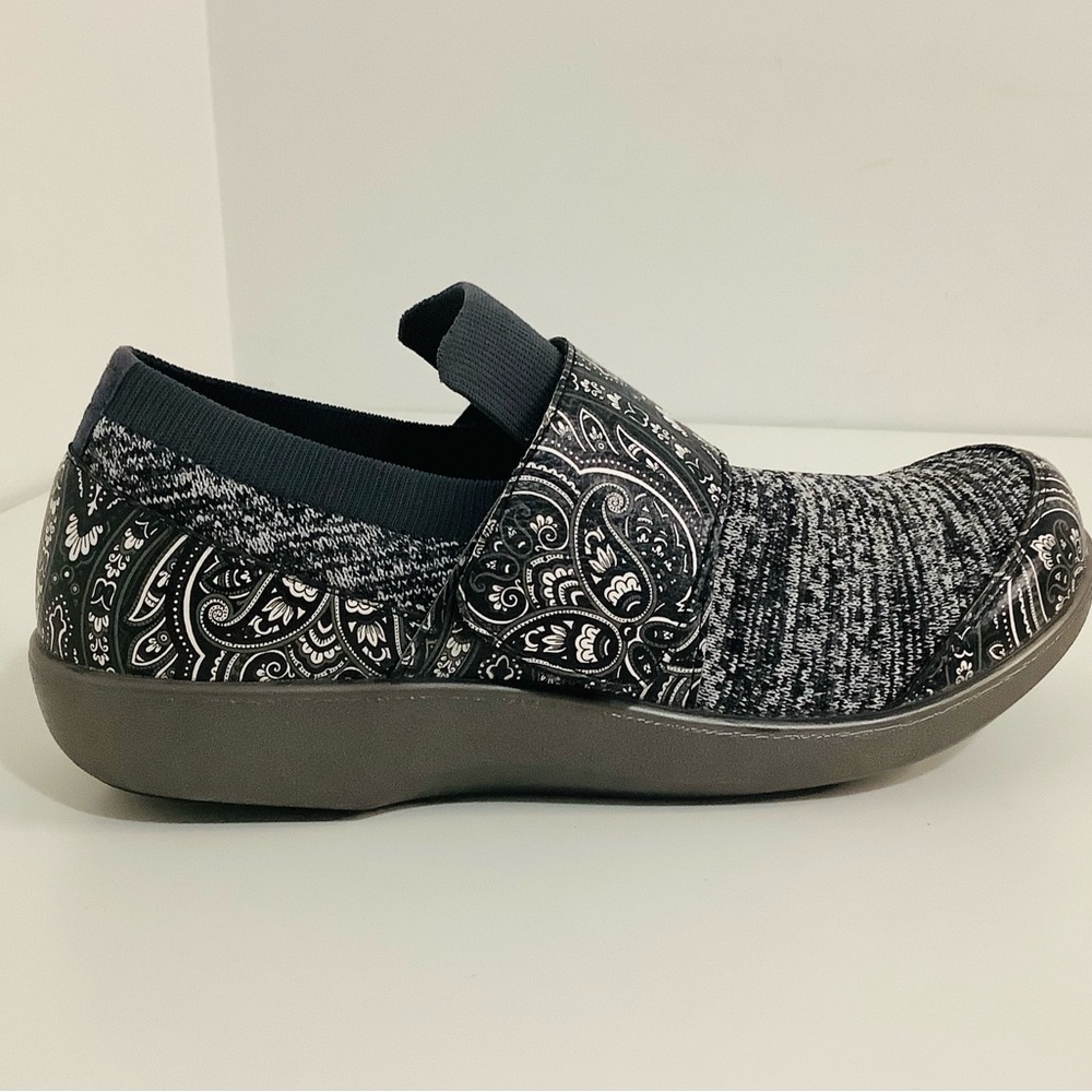 Traq by Alegria, Qwik Outta Sight , Women’s Size 9 ⚙️